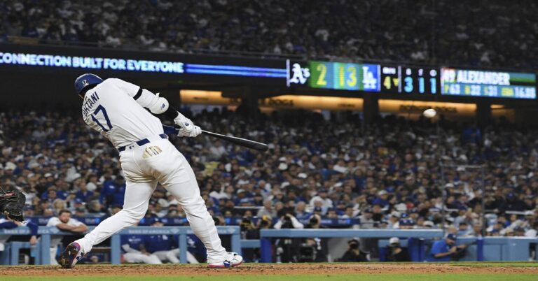 OHTANI DA DOS JONRONES Y PAGÉS UNO EN PALIZA DE DODGERS A ATLÉTICOS 9 En la foto, el japonés Shohei Ohtani