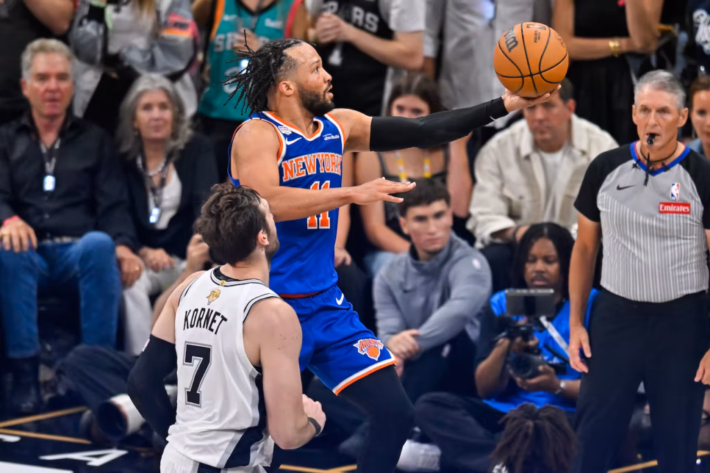 Los Knicks rompen una sequía de 53 años y conquistan la NBA liderados por Jalen Brunson